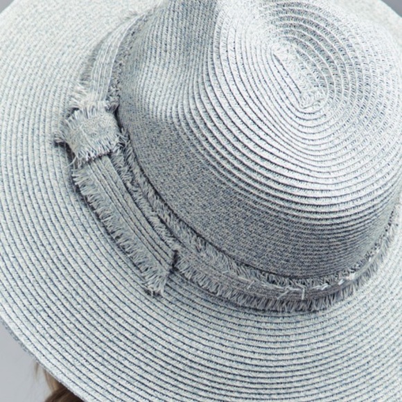 LAST ONE**Wide Brim Panama Hat with Frayed Band - Picture 3 of 3